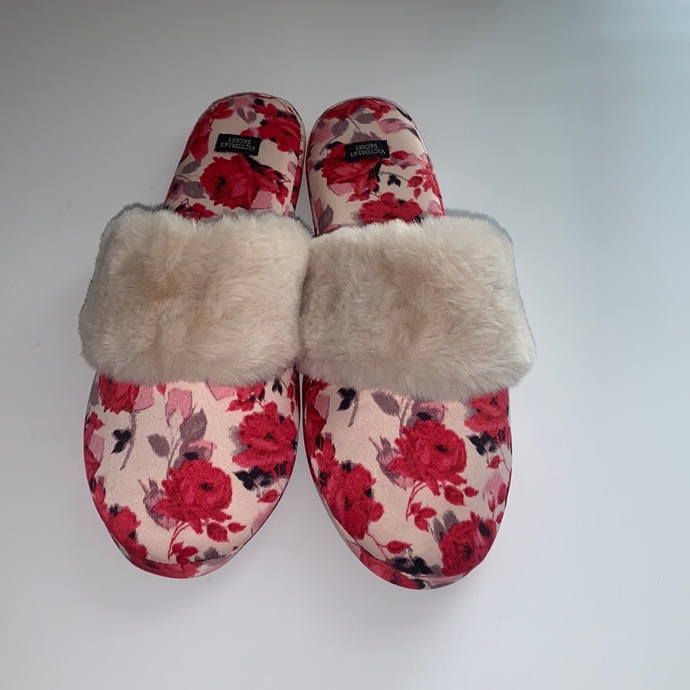 Victoria secret signature satin slippers sandals
